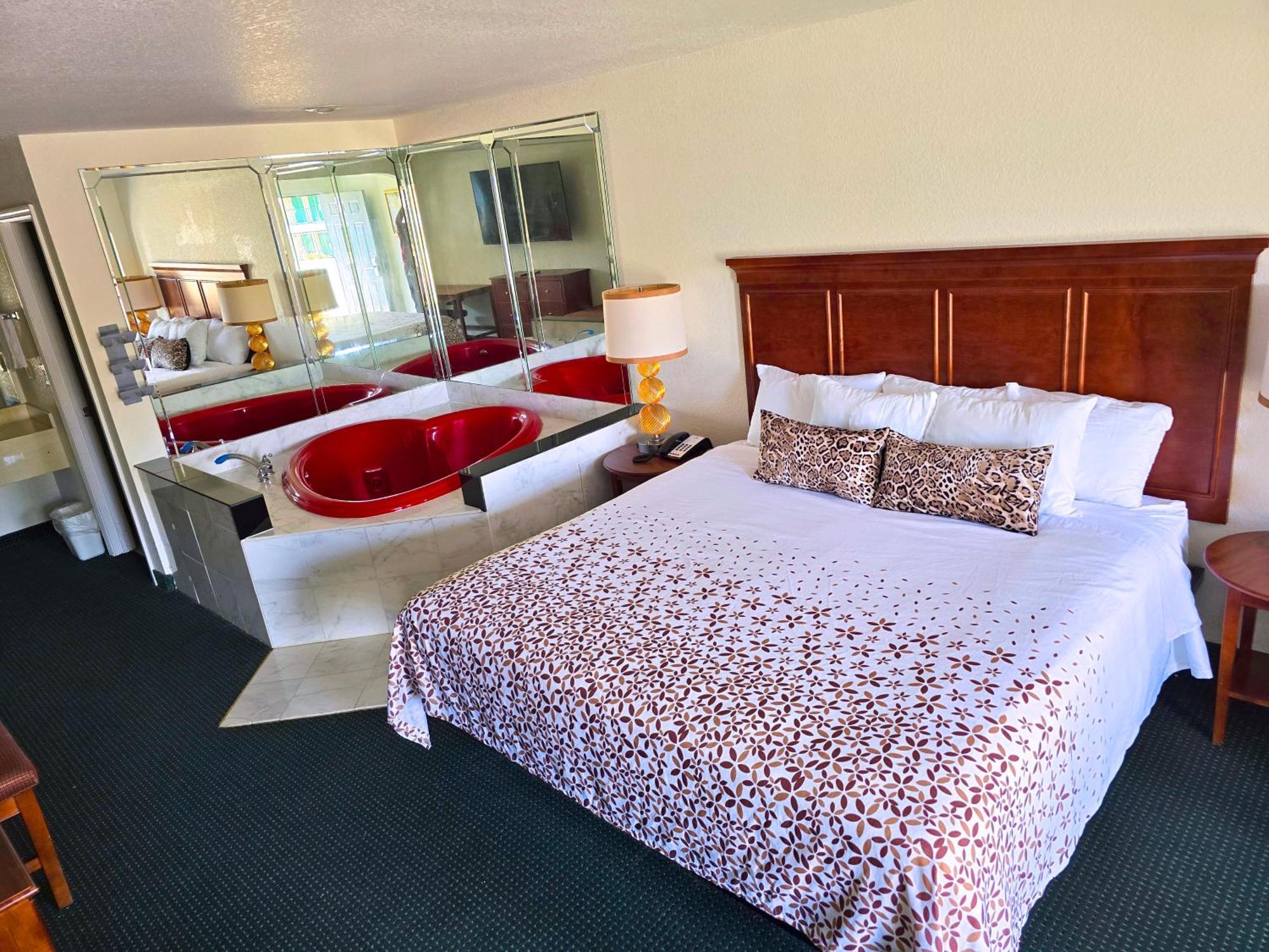 Garden Inn And Suites Near Callaway Gardens Pine Mountain Экстерьер фото