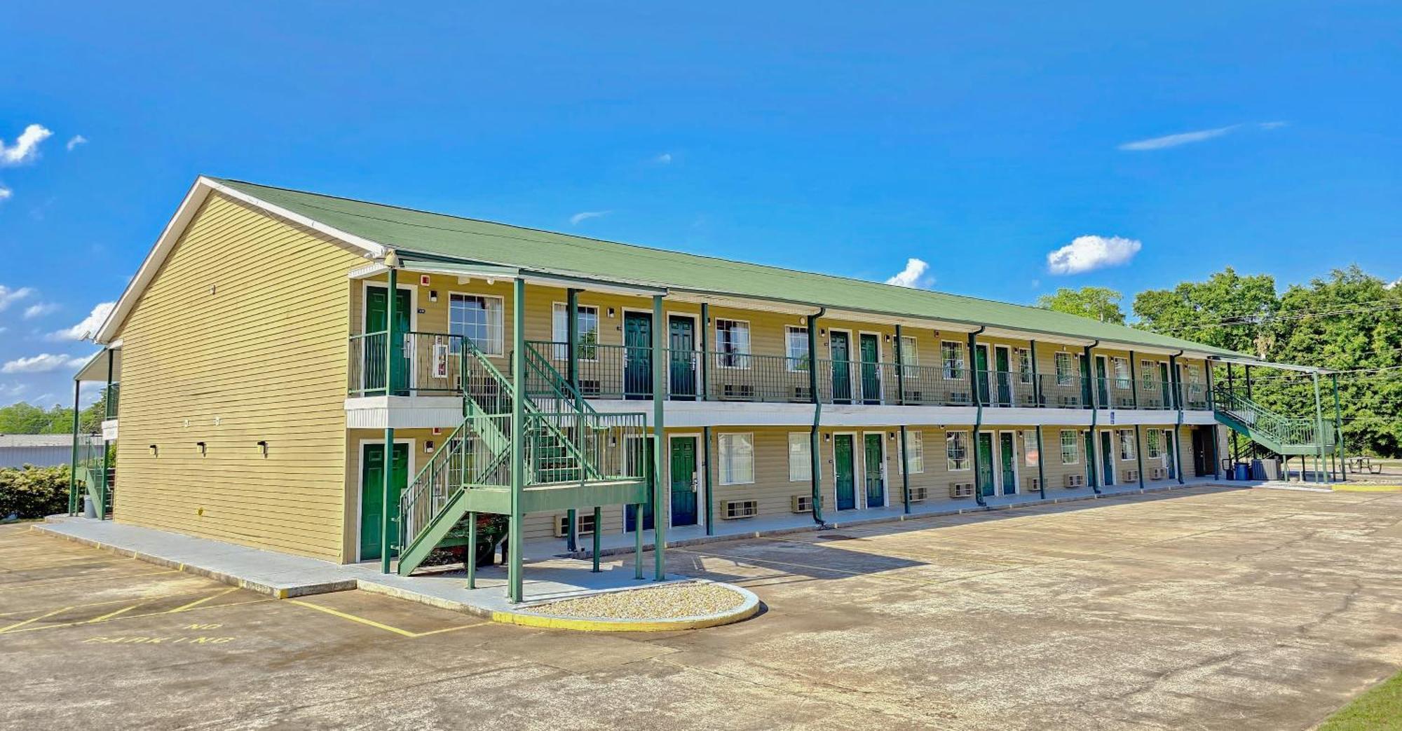 Garden Inn And Suites Near Callaway Gardens Pine Mountain Экстерьер фото