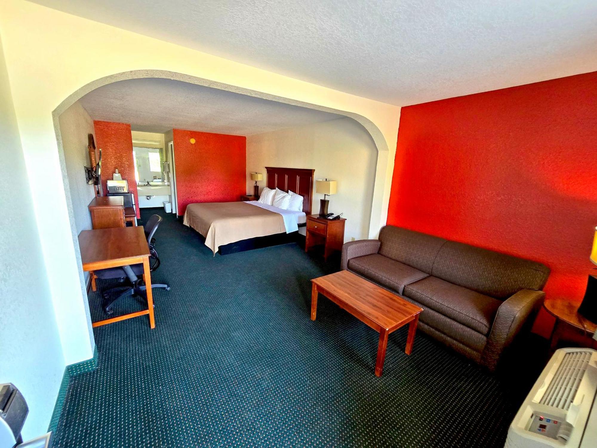 Garden Inn And Suites Near Callaway Gardens Pine Mountain Экстерьер фото